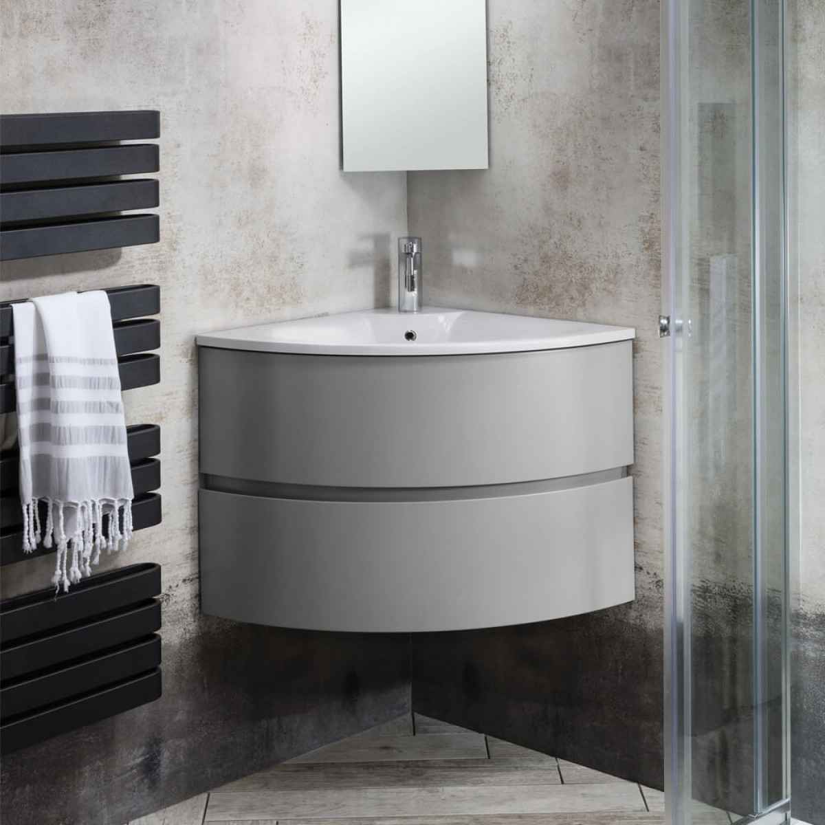 Corner vanity in hamilton